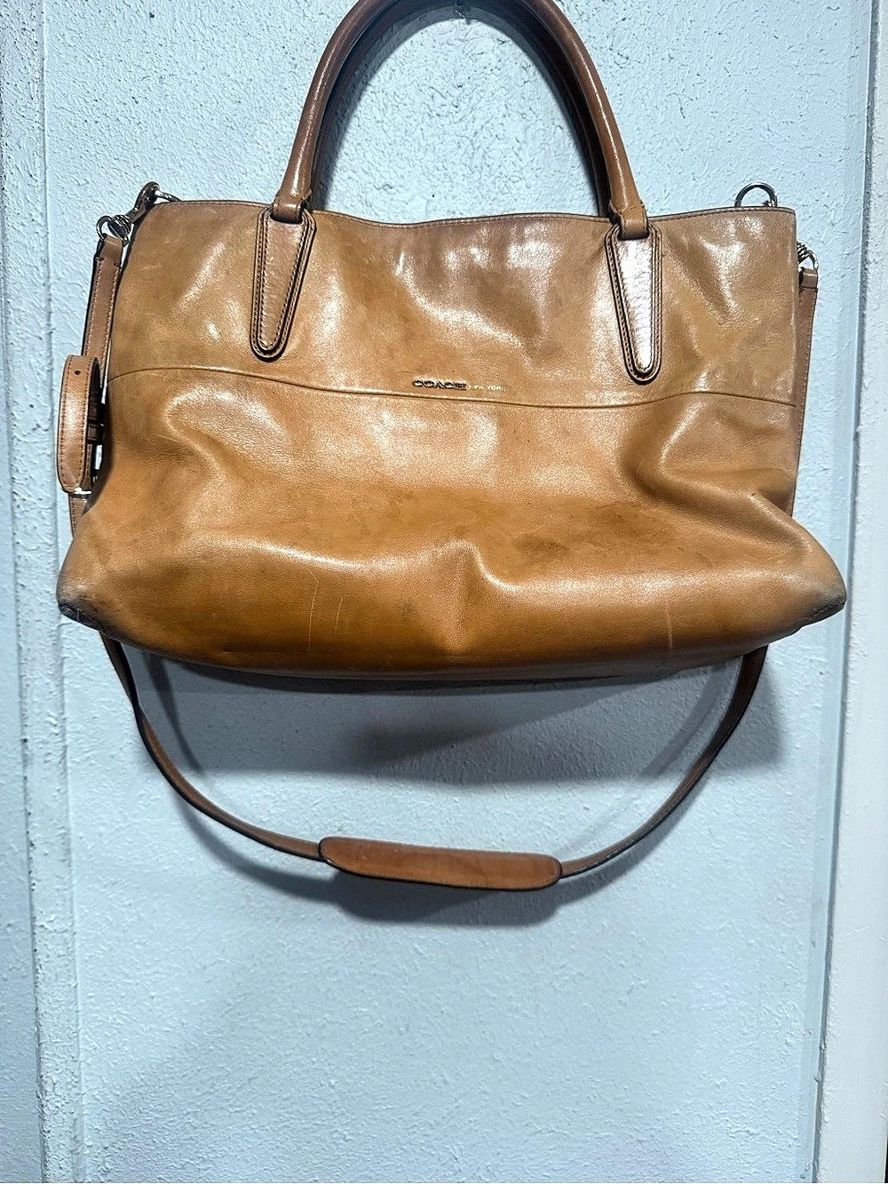 Coach Soft Borough Bag in Nappa Leather Tote in Brown